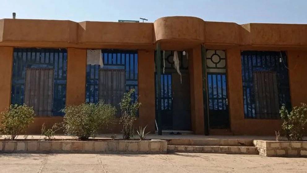 فروش و اجرای کاهگل مدرن غلامی